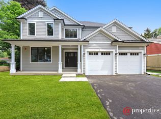 418 2nd Ave, Libertyville, IL