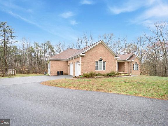 5th image of 2531 Wheatland Woods Dr