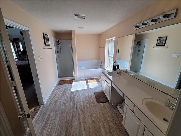 2nd image of 20815 Foxwood Glen Ln #1