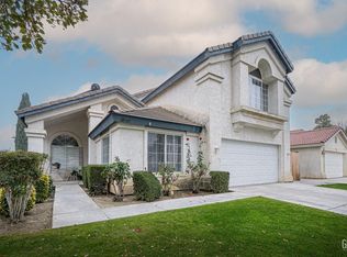 10403 Bay Colony Dr, Bakersfield, CA 93312