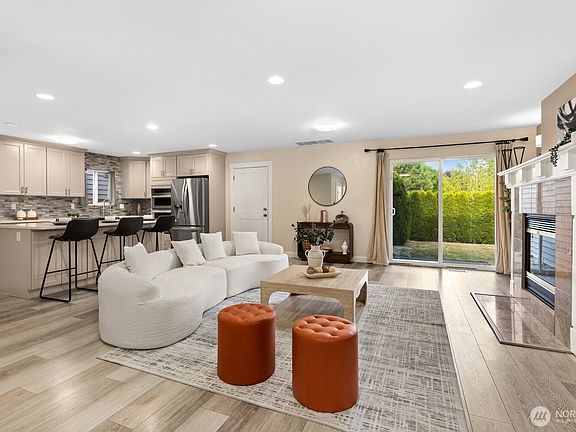 5th image of 22727 NE Cascara Circle