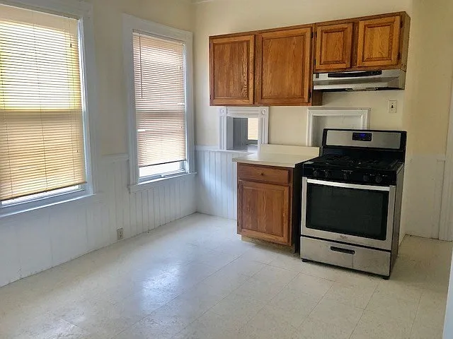 230 Washington St #1 — Photo 7