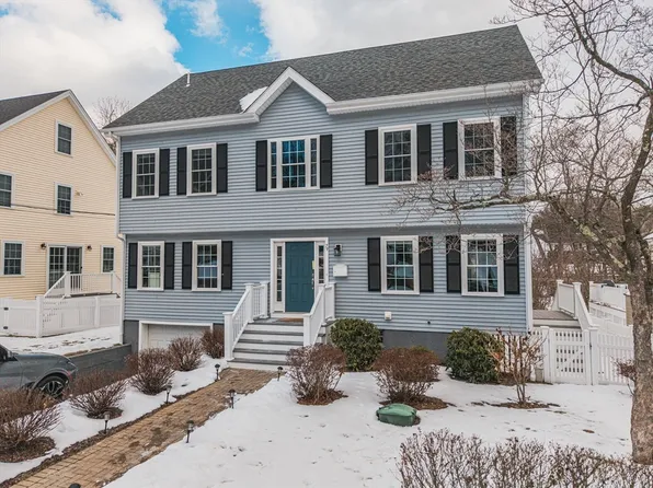 79 Dothan St, Arlington, MA 02474