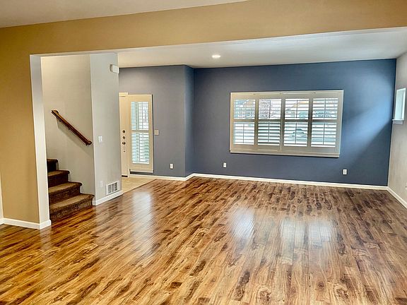 5th image of 2300 N Country Vista Blvd
