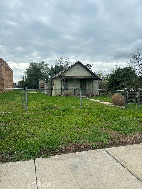 1st image of 265 W 4th St Lot 6