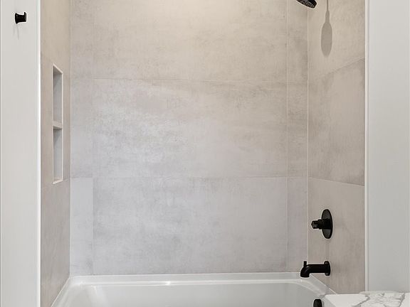 63rd image of 818 Brentview Dr