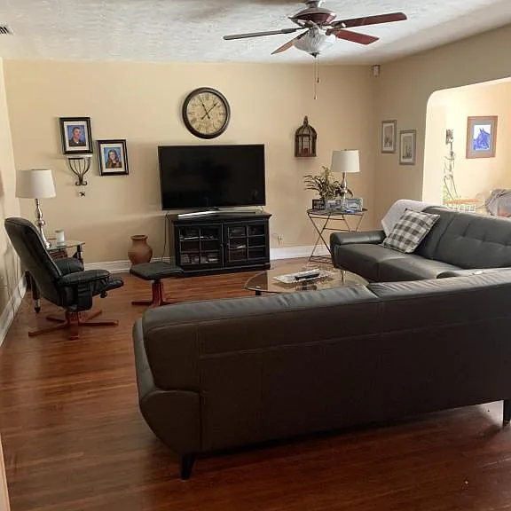 46 Baywood Ave — Photo 6