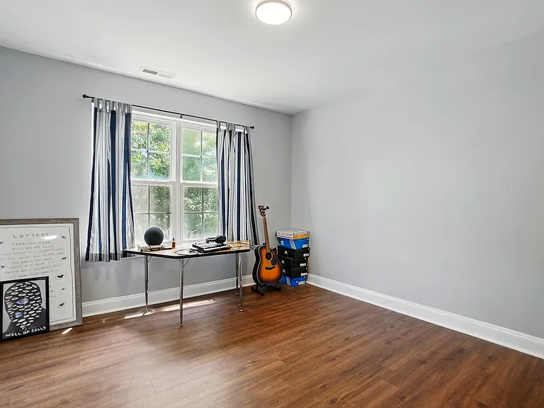 10431 Plantain Ct — Photo 16