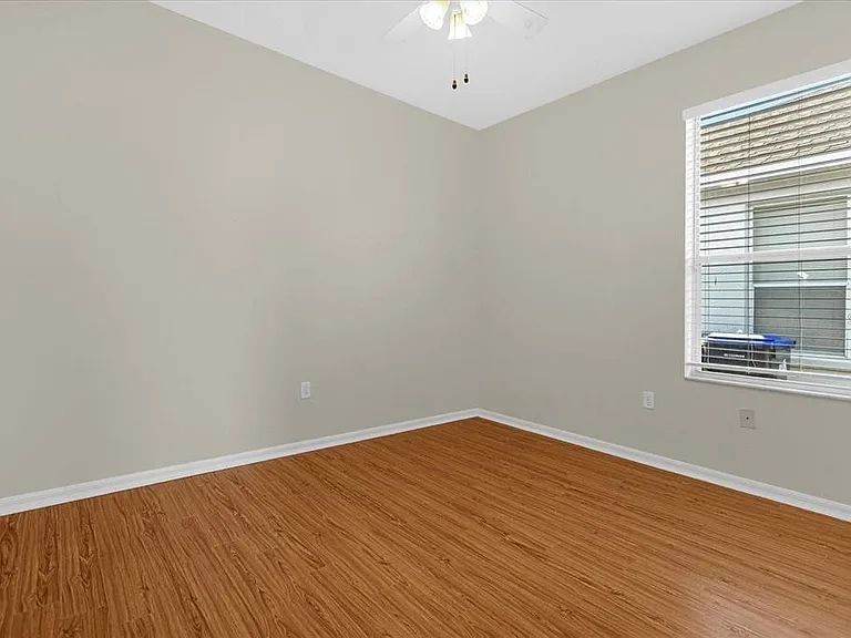 13131 Luxbury Loop — Photo 19