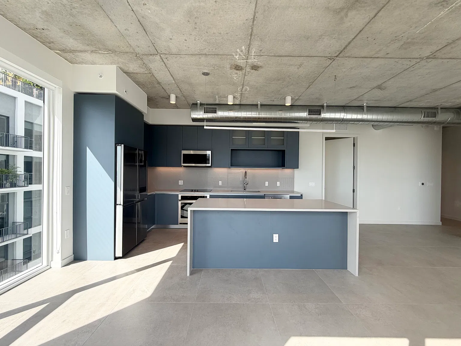 110 NW 25th St — Photo 3