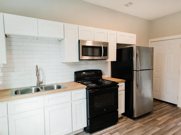 655 E Anderson St APT D, Savannah, GA 31401