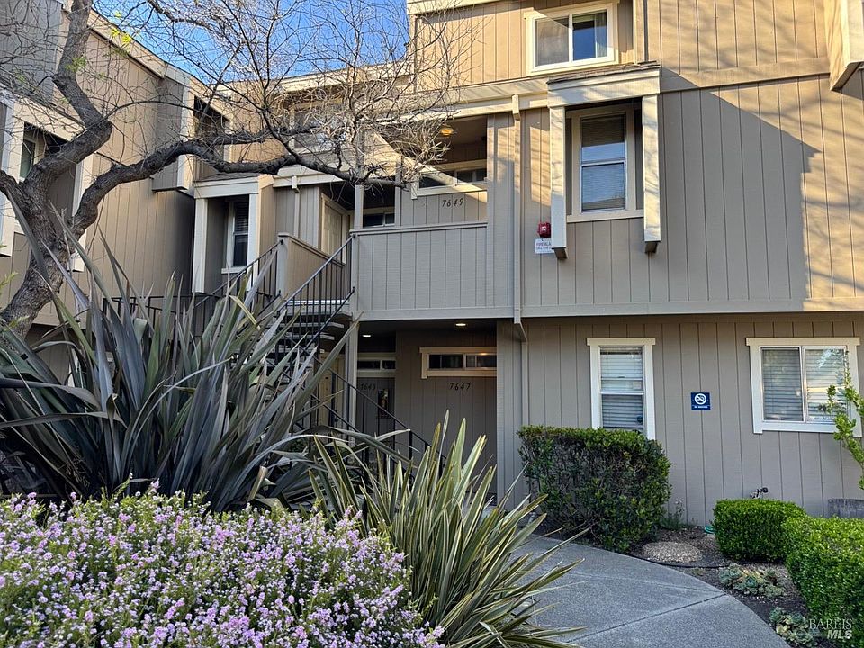 1st image of 7643 Camino Colegio