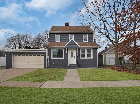 39 Acacia Avenue, Hempstead, NY 11550