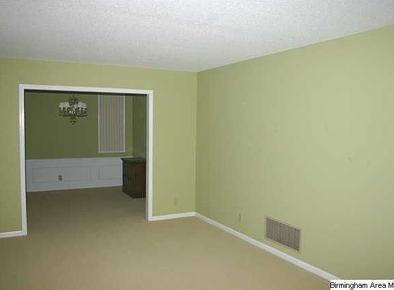 3rd image of 817 Worchester Ct