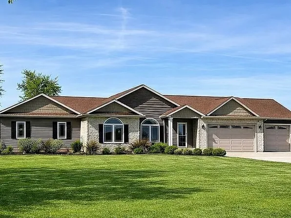 3142 County Road 1600 N, El Paso, IL 61738