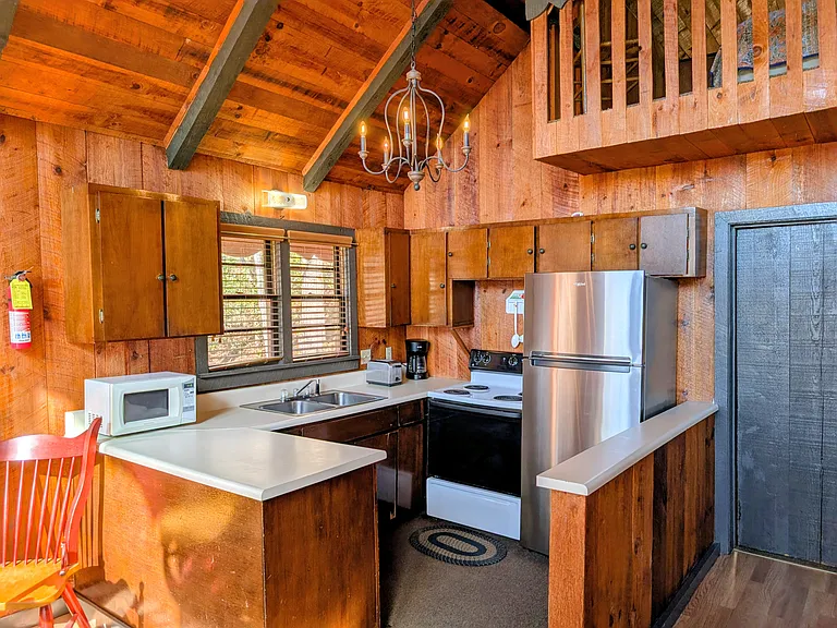 24 Chalet Village Ln #24 — Photo 6