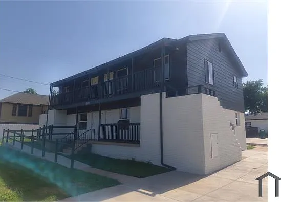 2 bed, $1,195 — Photo 3