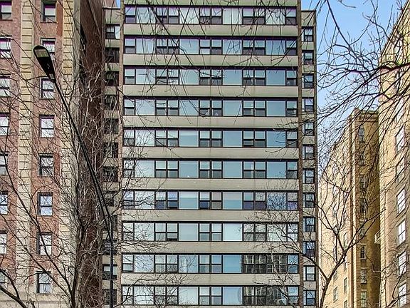 3rd image of 1540 N State Pkwy APT 14D