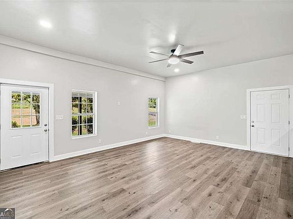 4th image of 2400 Flatbottom Rd
