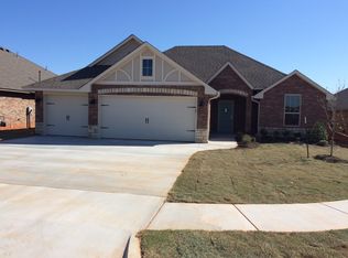 4208 SE 38th St, Norman, OK 73071