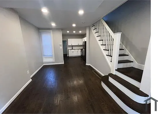 1446 N Edgewood St — Photo 26