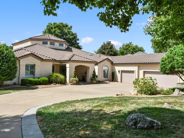 5181 S Stonehaven Drive, Springfield, MO 65809