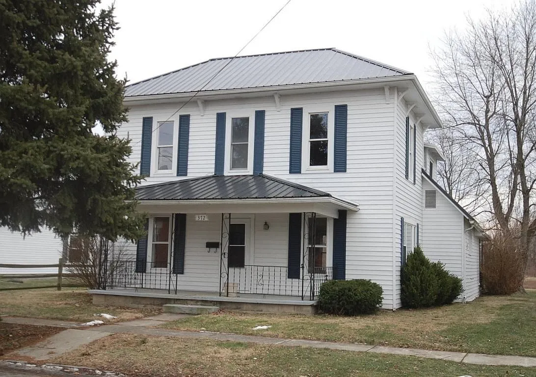 372 State St photo 1