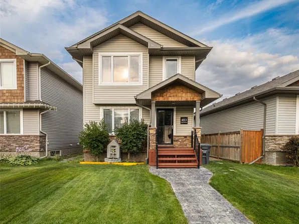 483 Coad MANOR, Saskatoon, SK S7R 0A8