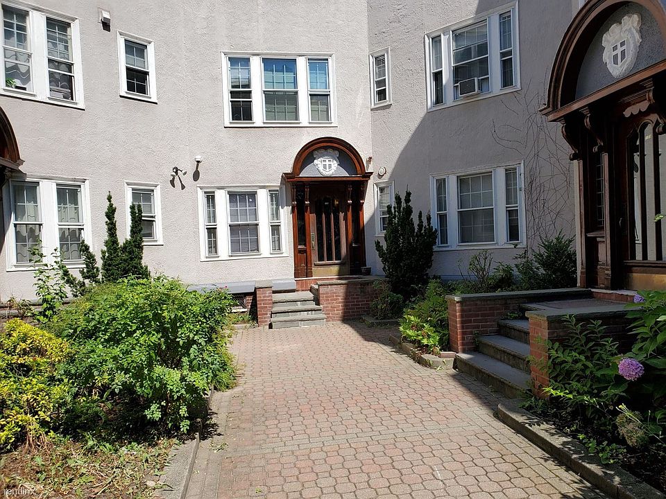 154 Magazine Cambridge Building Photo 1