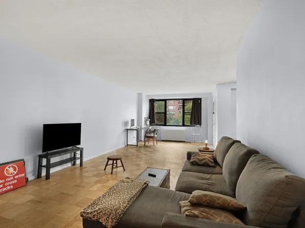 201 Saint Pauls Avenue image 1 of 29