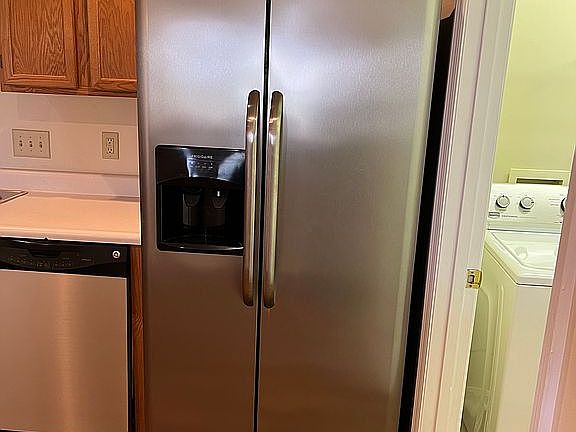 3rd image of 4911 N Arbor Woods Ct APT 302