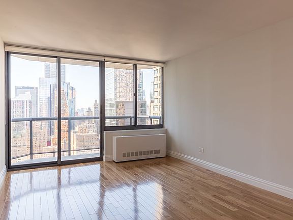 3rd image of 235 W 48th St APT 34E