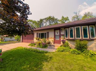 525 63rd Ave NE, Fridley, MN 55432