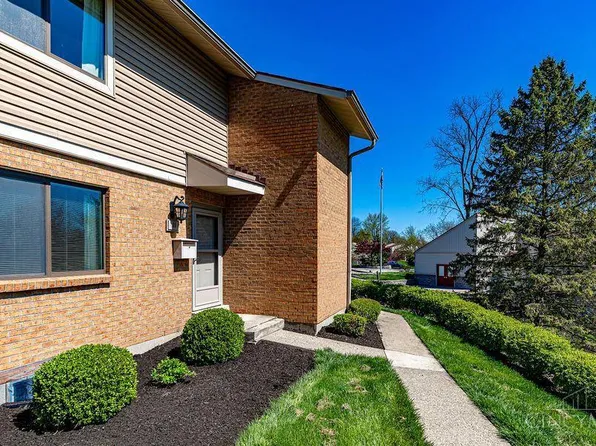 11 Arbor Ct, Cincinnati, OH 45246