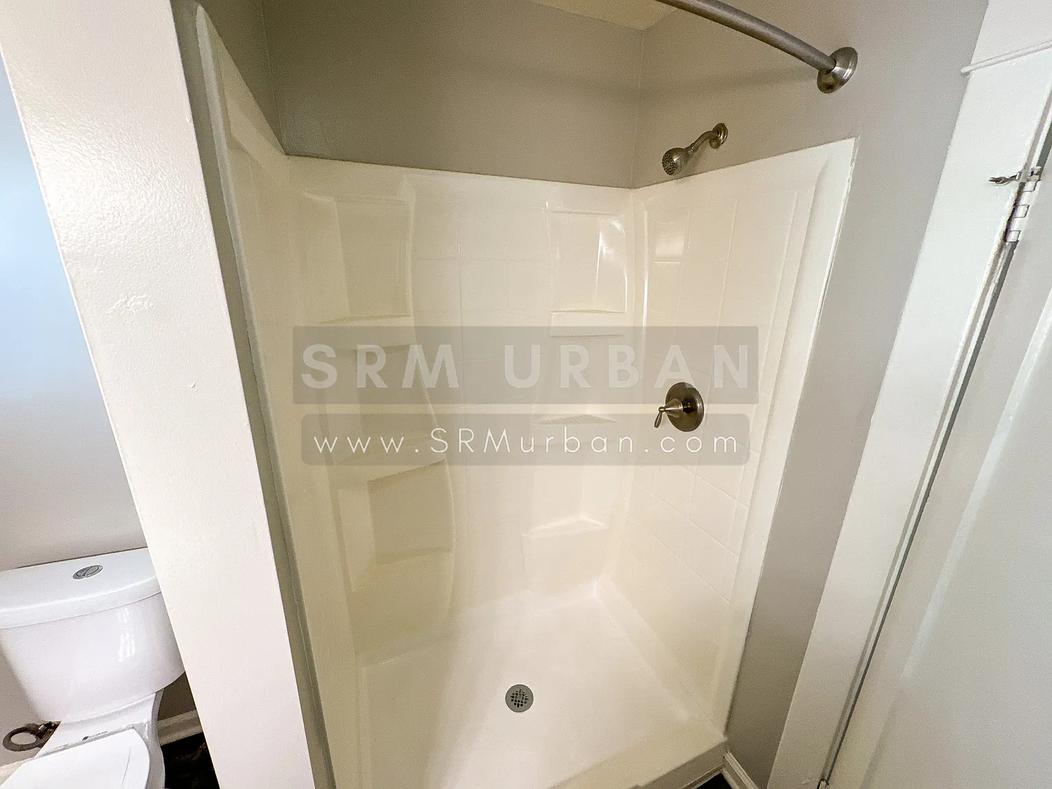 1 bed, 320 sqft, $1,895 — Photo 2