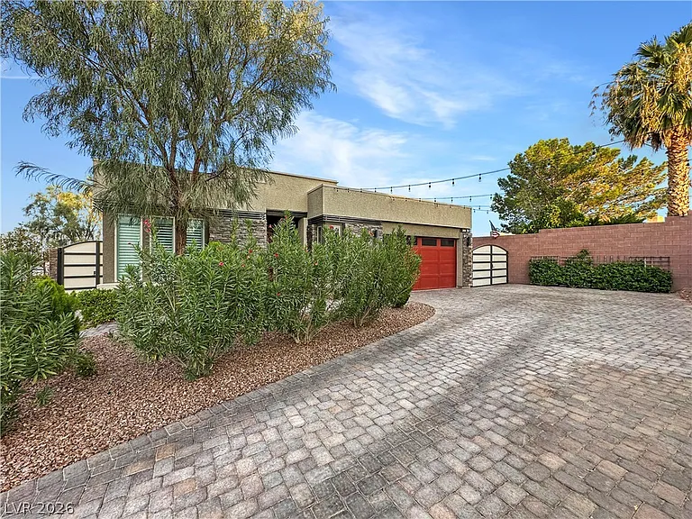 6305 Carmel Creek Ave — Photo 10