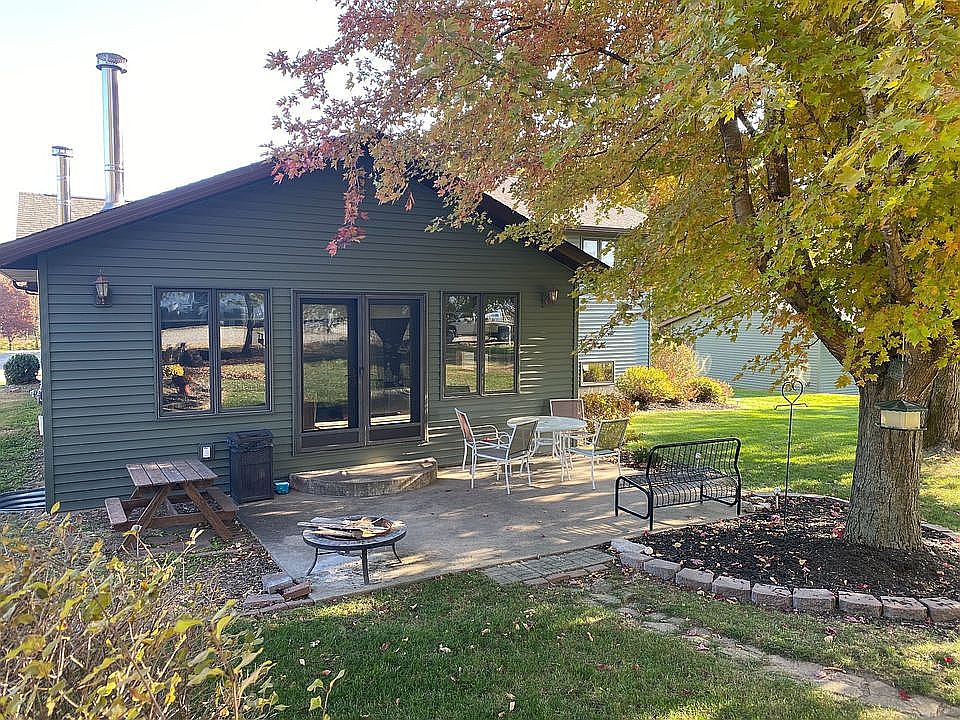 813 Mulberry St, Keosauqua, IA 52565 Zillow