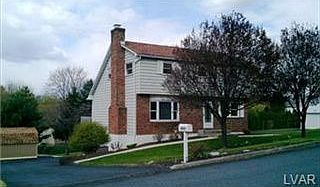 2nd image of 2913 Clayton St