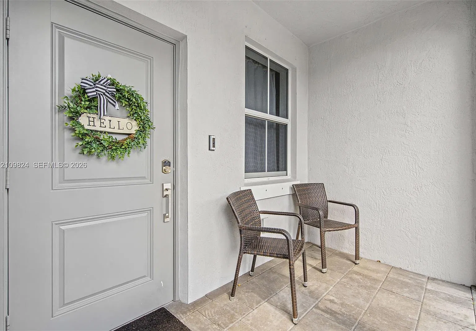 Keys Gate Residential — Photo 2