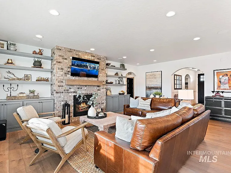 11843 W Castile Dr — Photo 19