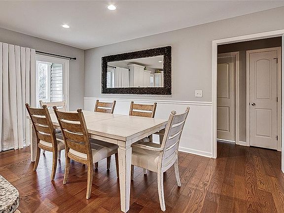 5th image of 1624 Ashbrook View Ln