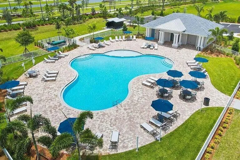 10437 SW Captiva Dr — Photo 56