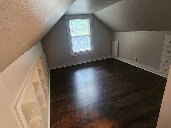 2nd image of 805 N Harrison Ave