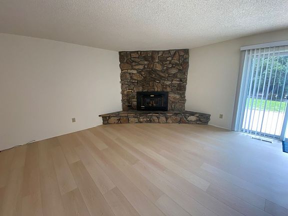 5th image of 11755 Tam O'Shanter Dr