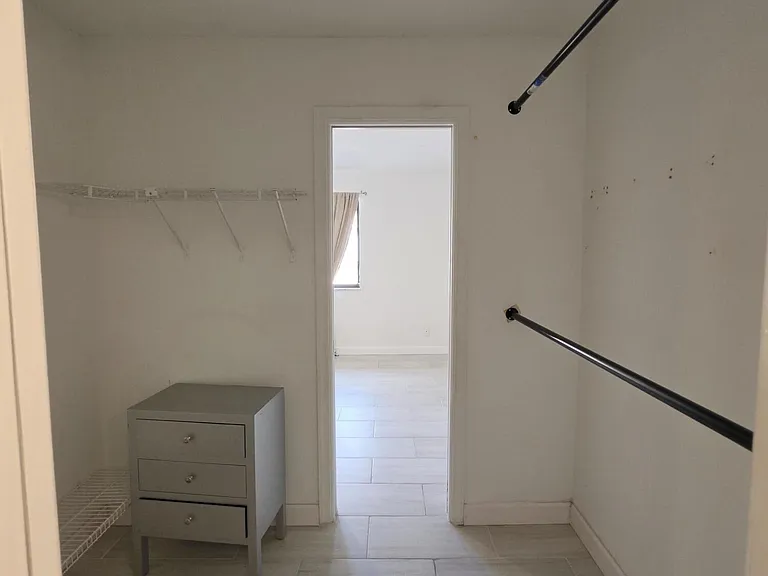 139 Sparrow Dr #3G — Photo 17