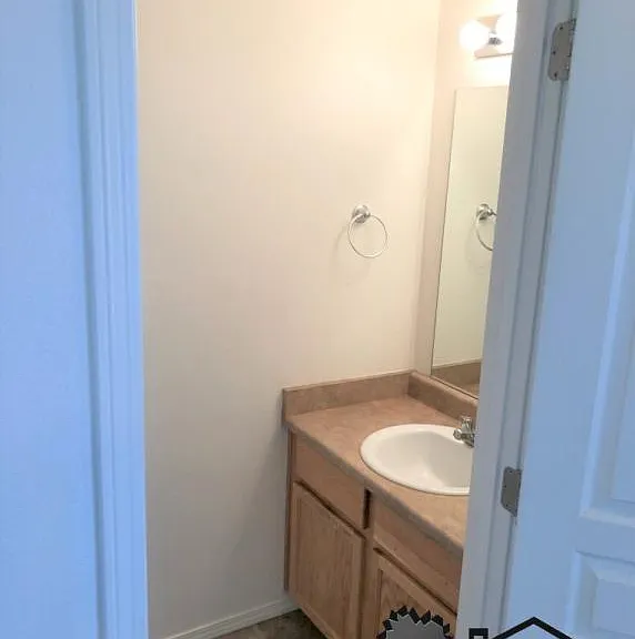 2896 W Willow Way — Photo 8