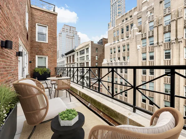 220 Madison Avenue image 6 of 17