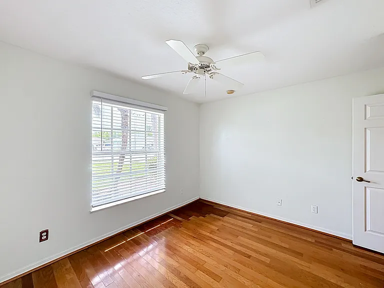 6416 Las Palmas Way — Photo 18