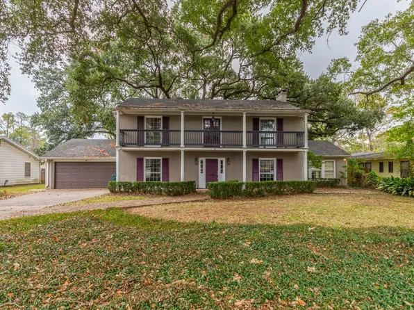 2465 Gladys St, Beaumont, TX 77702