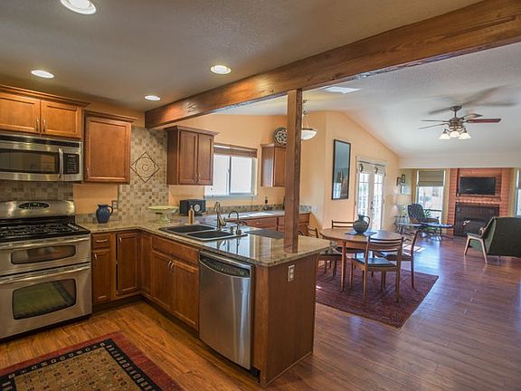 4th image of 6069 N River Glen Pl